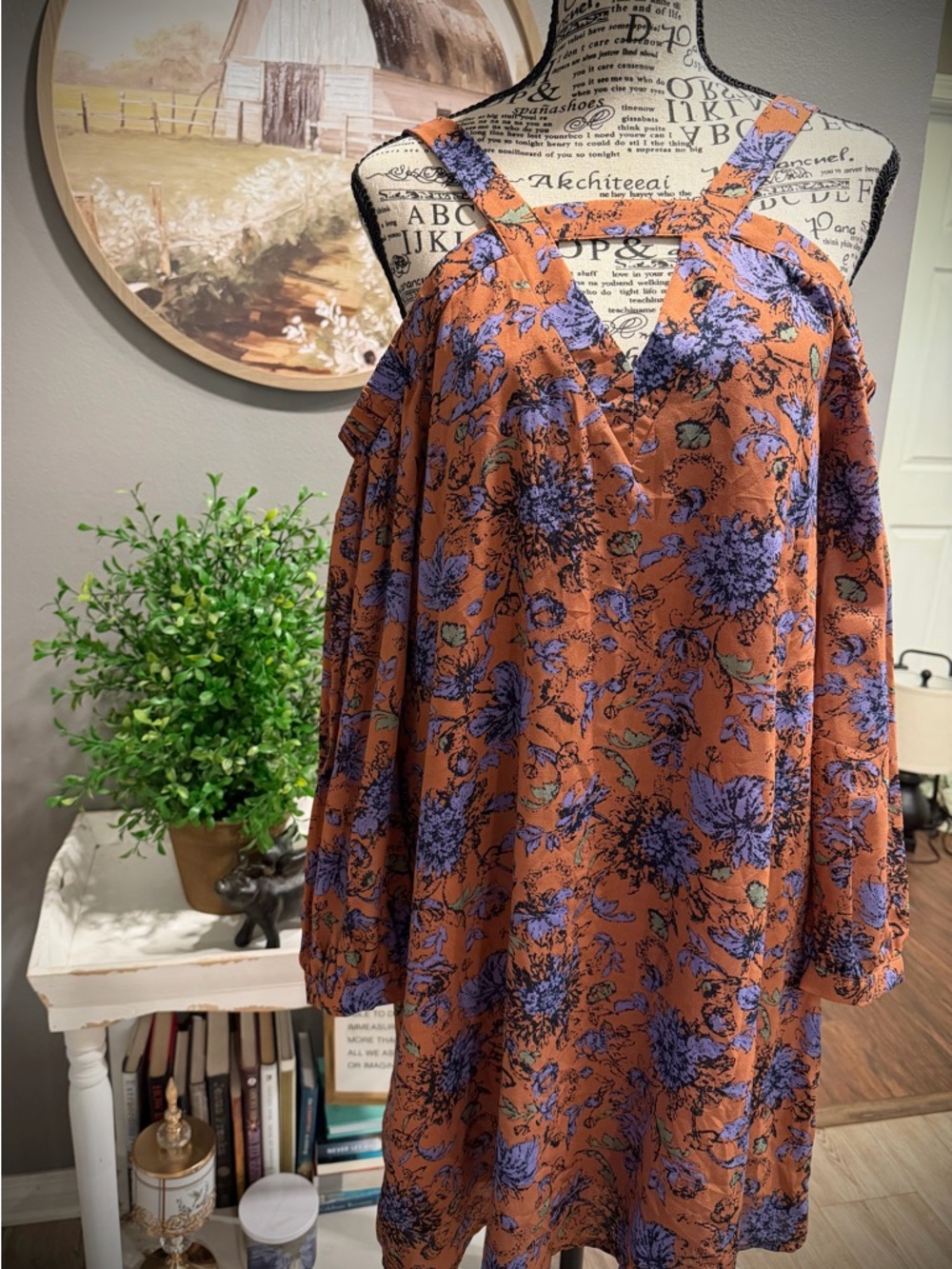 entro Rust-Orange Cold-Shoulder Floral Dress with Lavender Blooms